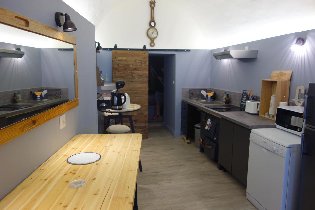 Le Bouquiniste, Centre Historique, Fibre, Ess, Rez-De-Chaussee, Bedinshop Romans-sur-Isère Eksteriør bilde